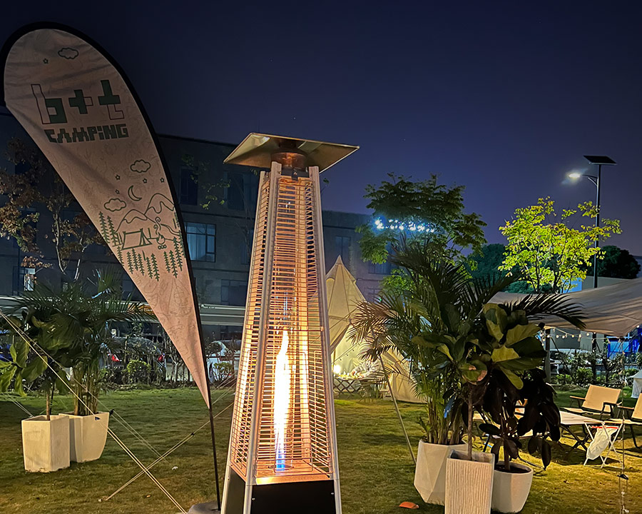 Patio Heater<br><br><font>Gardensun Patio Heater Brings You A Warm Outdoor Living. <br/>Residential, Proch, Commercial use.</font>